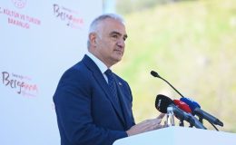 Bakan Ersoy, Geleceğe Miras Bergama Projesi tanıtımında konuştu