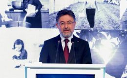 Bakan Yumaklı: Kadınların ve gençlerin tarımsal üretimde yer almaları için çalışıyoruz