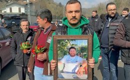 Eylem Tok’a karşı Oğuz Murat Acı’nın sevenleri ‘Adalet Konvoyu’ düzenledi