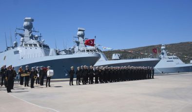 TCG Kınalıada’ya 4,5 aylık görev… Japonya seferine çıktı!