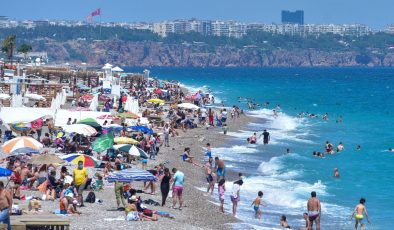 Türkiye’ye gelen Almanlar Manavgat, Ruslar Kemer’i seviyor