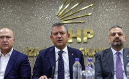 CHP Genel Başkanı Özel: Gelecek seçimlerde İzmir’de hedef 31’de 31’dir