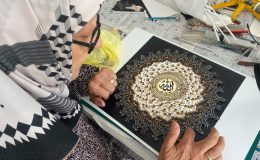 Konya’da eşinin vefatının ardından sanata tutundu