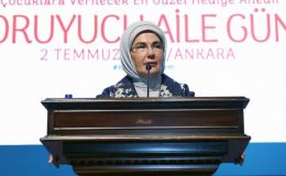 Emine Erdoğan, koruyucu ailelerle bir araya geldi