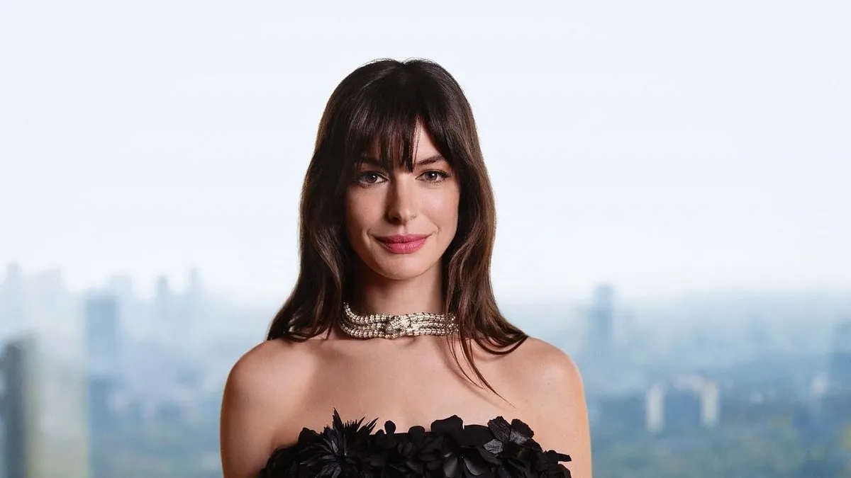 42 yaşındaki Anne Hathaway’in yeni projesi ses getirdi! O artık bir yazar